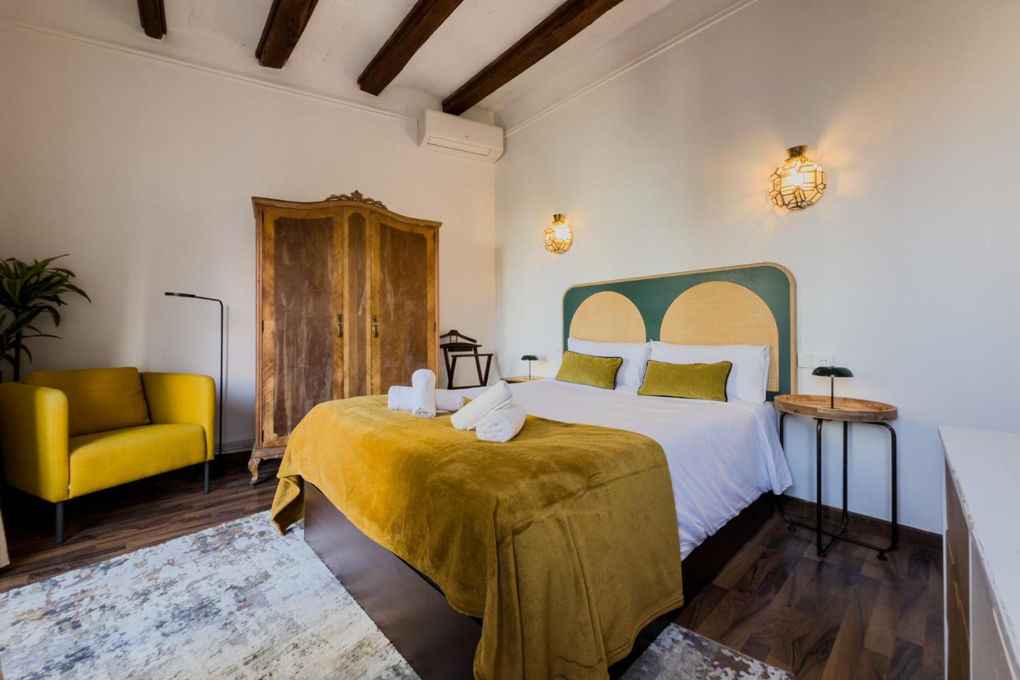 Magalhaes - Trad Flat In Poble Sec, Near Ramblas Barcelona Exterior photo